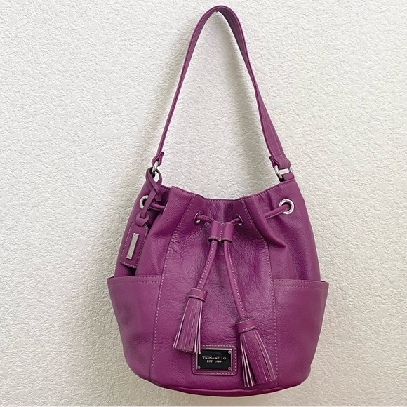 TIGNANELLO Purple Magenta Pebbled Leather Drawstring Tassel Bucket Shoulder Bag - Picture 2 of 16